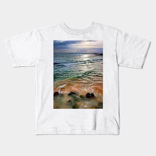 sand and sea love Kids T-Shirt